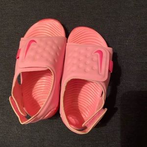 Nike toddler sandals
